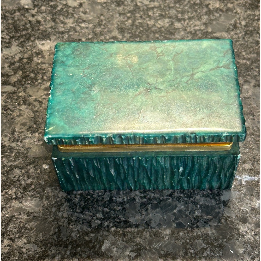 Beautiful Alabaster Genuine Italian alabaster jewelry box,treasure box,keep sake